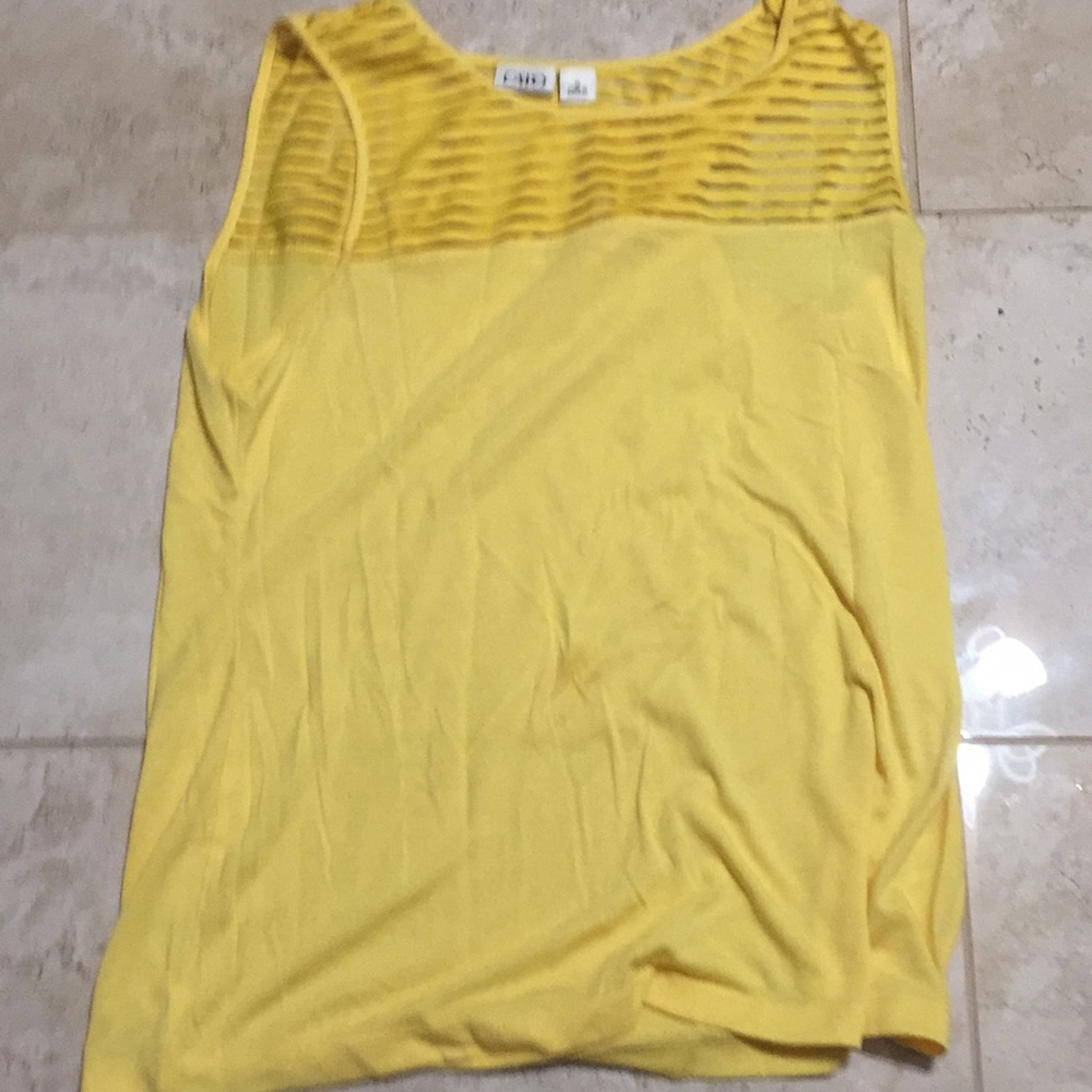 yellow sleeve less top